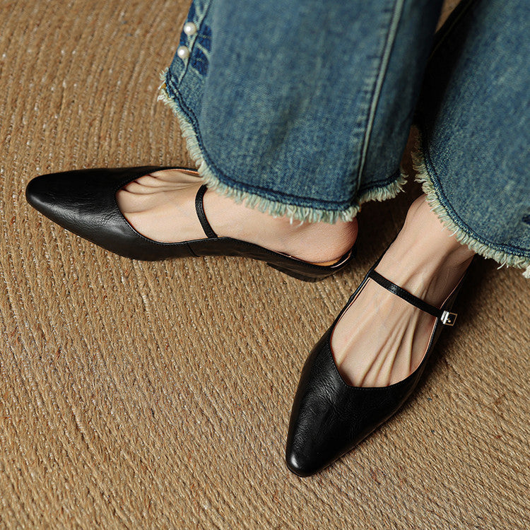Women's Flat Mules with Pointed Toe and Strap Details – Slip-on Shoes for Everyday Wear, the Office, and Special Occasions