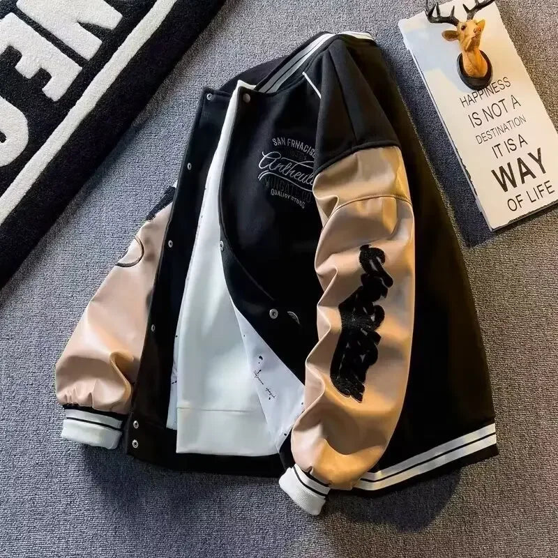 Męska kurtka patchworkowa z haftowanymi detalami i zapięciem na guziki – lekka kurtka casual na co dzień, na czas wolny, w podróż i w stylu streetwear