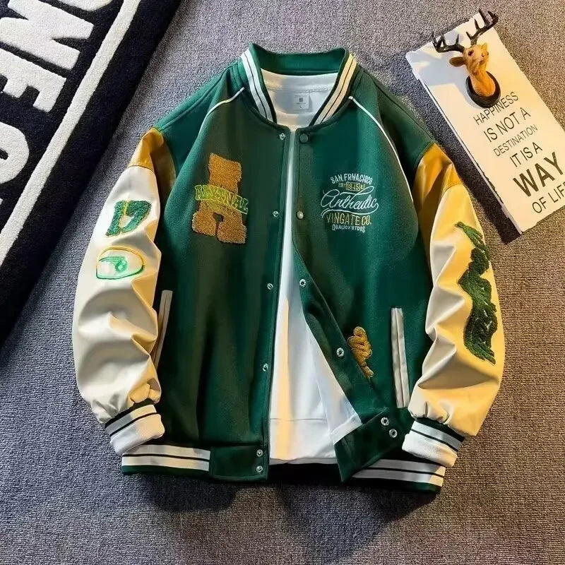 Męska kurtka patchworkowa z haftowanymi detalami i zapięciem na guziki – lekka kurtka casual na co dzień, na czas wolny, w podróż i w stylu streetwear
