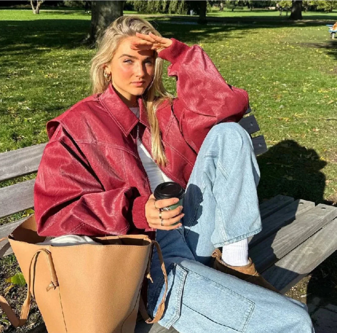Dame Oversized Jakke I Vegansk Læder – Afslappet Bomberlag Til Streetwear Og Aftenlooks