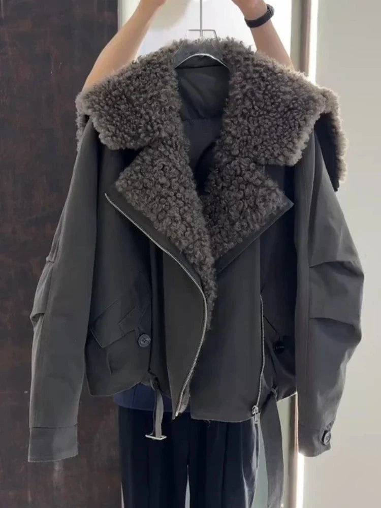 Dámská oversized bunda s límcem z umělé kožešiny a asymetrickým zipem - ležérní zimní svrchní oblečení pro chladné dny, každodenní nošení a moderní styl
