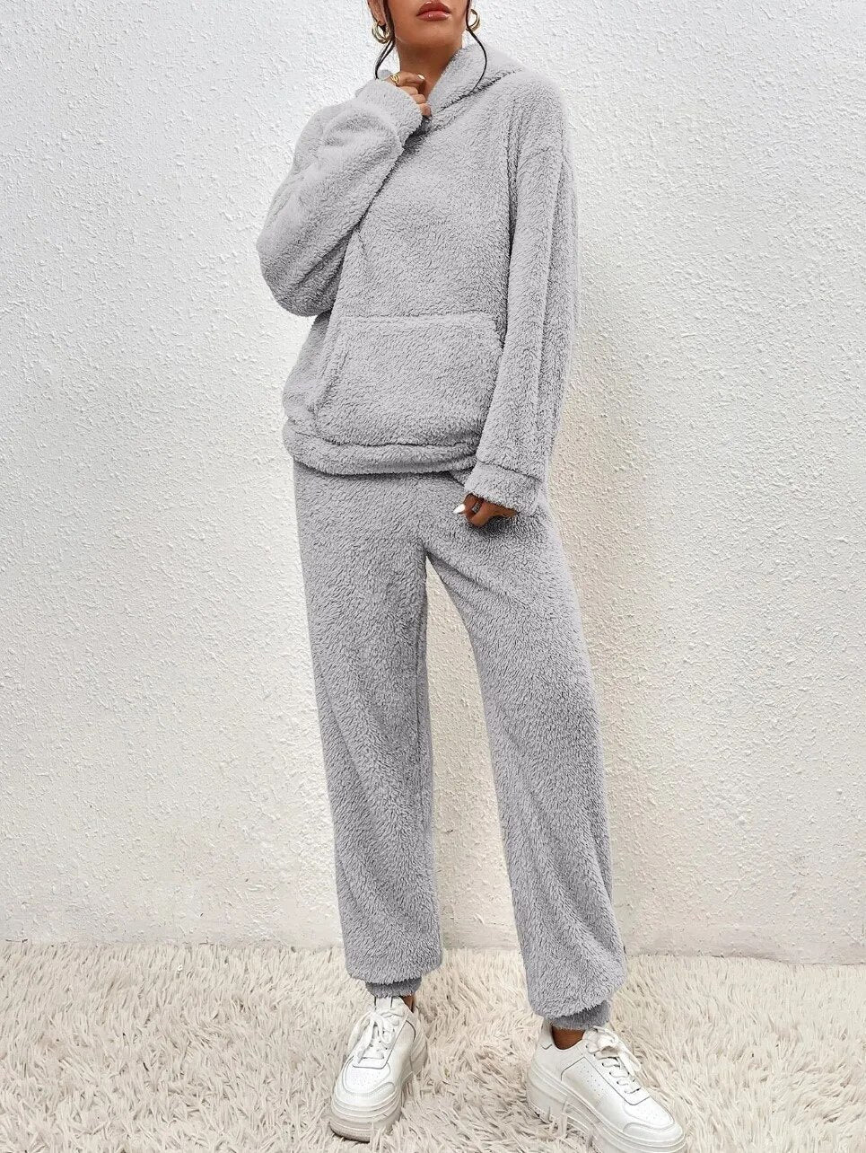 Dame Teddy Loungewear-sæt – Todelt Sæt Med Hætte Til Hyggeligt Vinterbrug