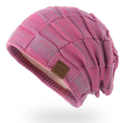 Dámská strukturovaná pletená čepice typu slouchy s pružností a ležérním patchworkovým designem - teplá zimní čepice na chladné dny, pro každodenní nošení a volný čas