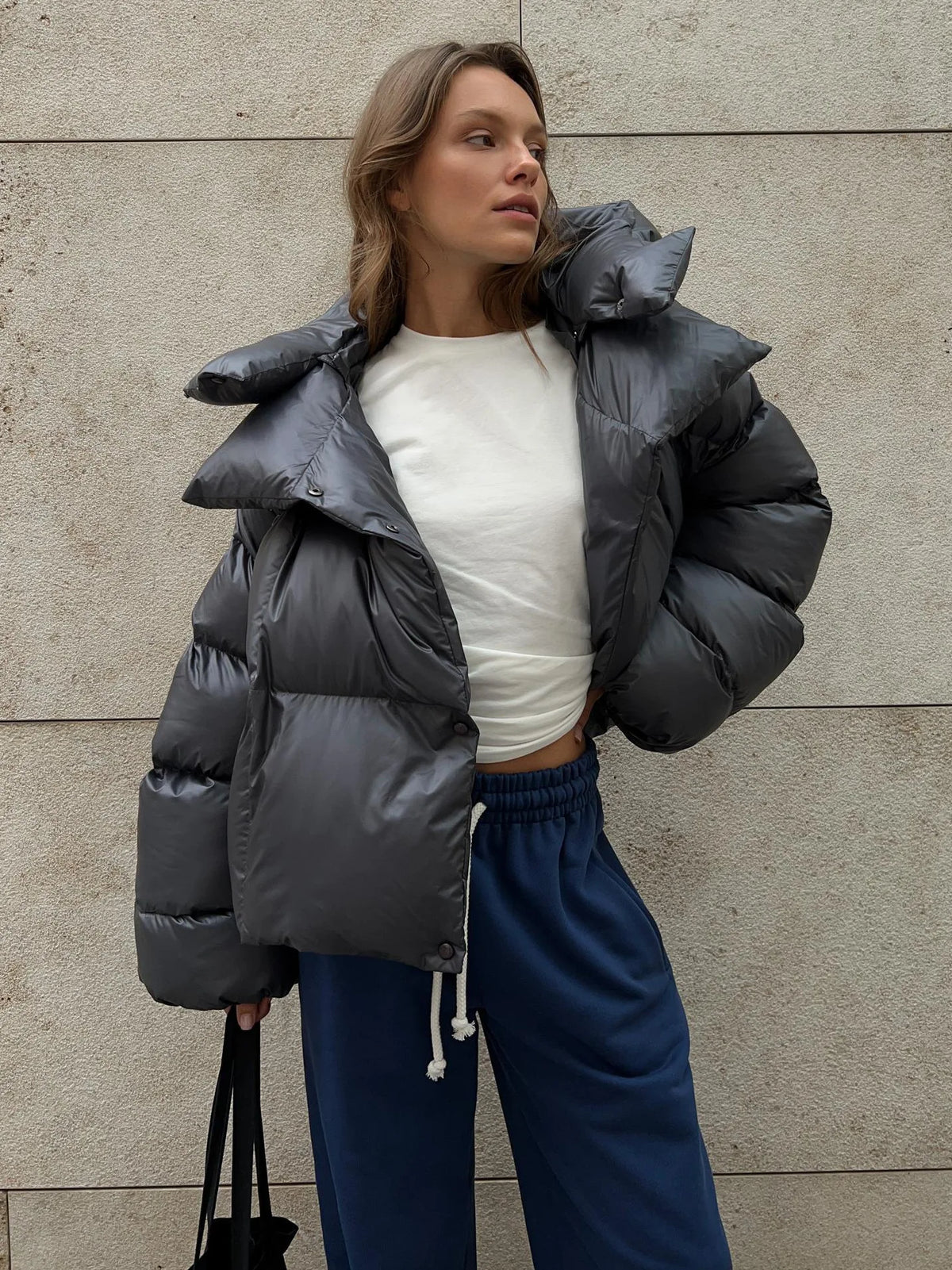 Dámská oversized péřová bunda – teplé a vatované zimní oblečení na chladné dny, každodenní nošení, volný čas a venkovní aktivity