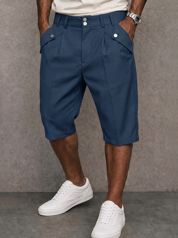 Pánské bermudy na míru ve slim střihu se záševky – šortky ke kolenům s poutky na pásek a kapsami pro styl smart casual, do práce i na léto