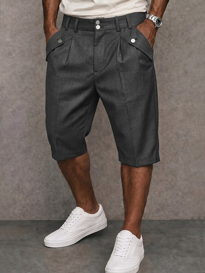 Pantalones cortos hasta la rodilla para hombre, con pliegues y cierre de botón en la cintura – Pantalones cortos elegantes de verano para un estilo casual elegante y el día a día