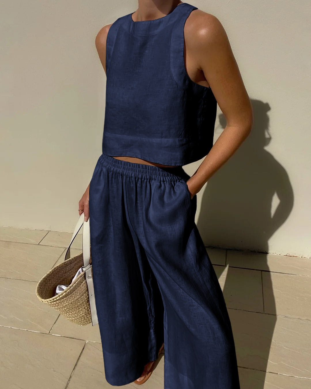 Women's 2-piece cotton and linen set with a sleeveless crop top – wide-leg trousers for summer, vacations, and casual everyday looks