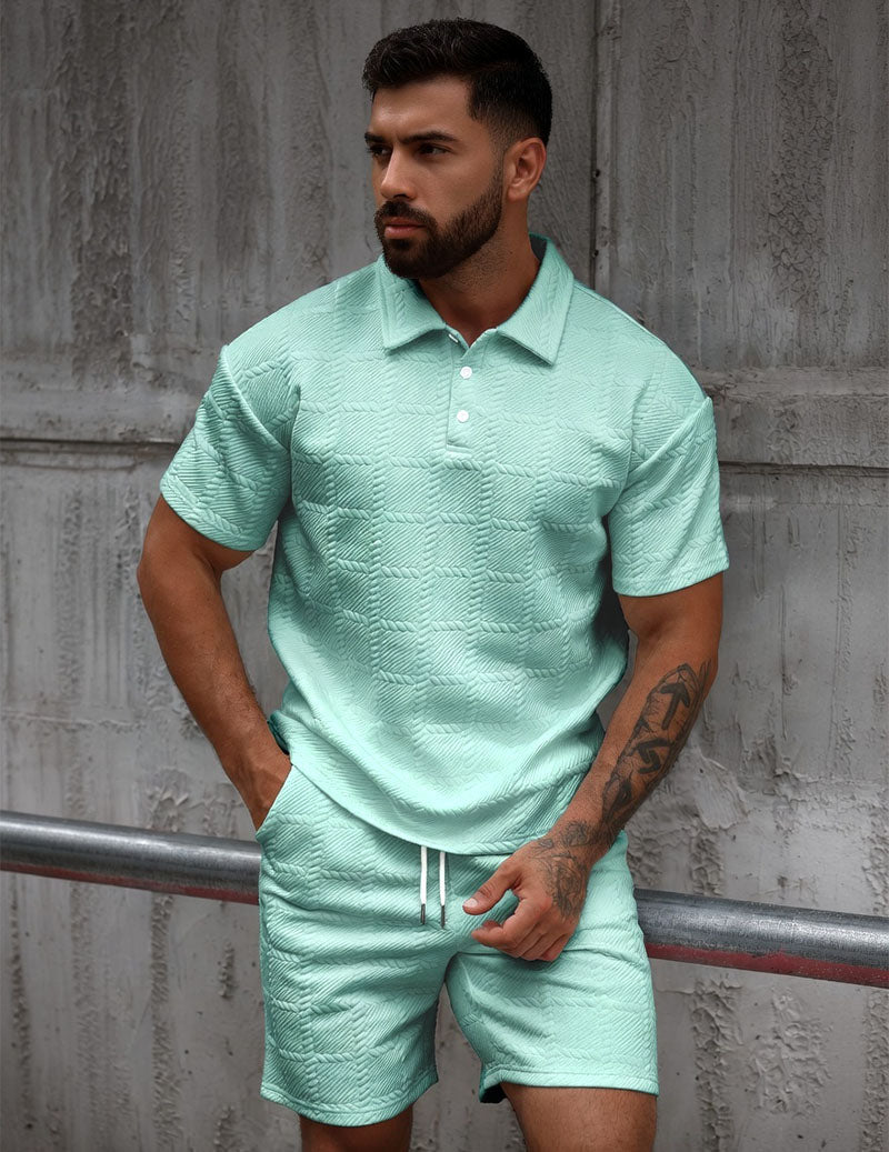 Herre Outfitsæt Med Tekstureret Poloshirt Og Shorts