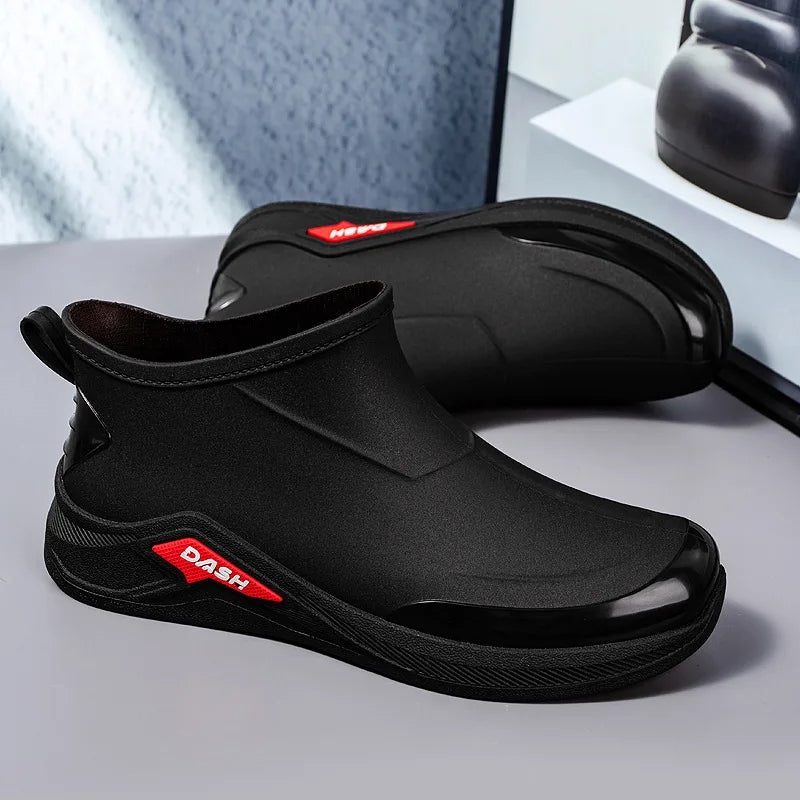 Botas de lluvia de invierno impermeables para hombre con forro de algodón y suela antideslizante - calzado práctico para actividades al aire libre, días lluviosos, invierno y uso diario