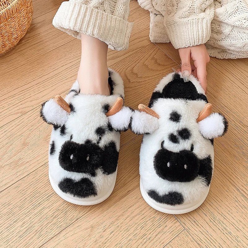 Women's Plush-Lined Cow Slippers with Closed Toe and Cute Animal Design - Warm House Slippers for Home, Relaxation and Everyday Use