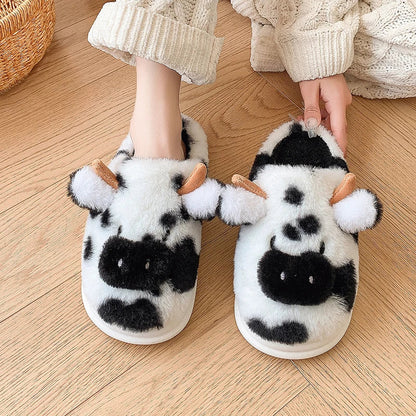 Women's Plush-Lined Cow Slippers with Closed Toe and Cute Animal Design - Warm House Slippers for Home, Relaxation and Everyday Use