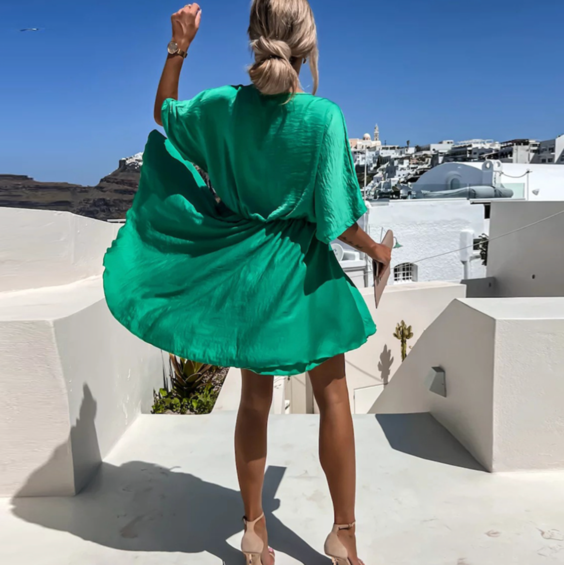 Women's draped V-neck mini dress – An elegant and flared design for summer, parties, vacations, and special occasions