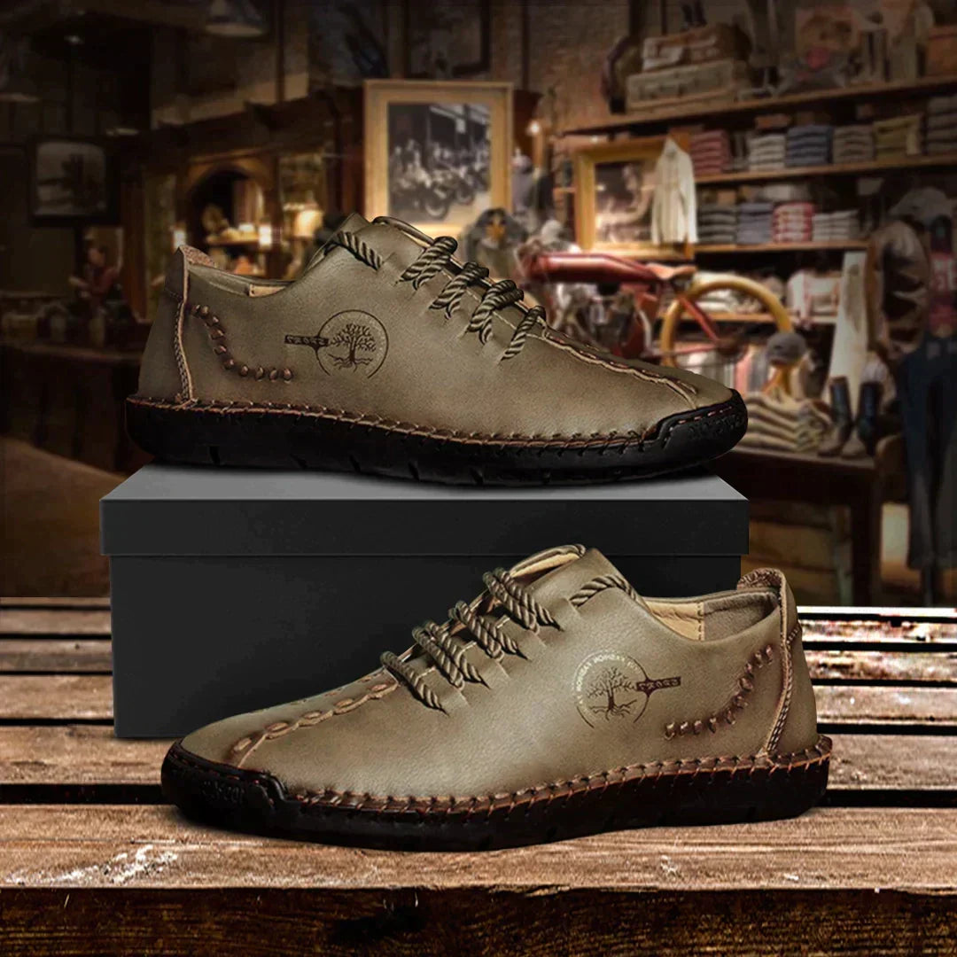 Pánské vintage ležérní kožené polobotky s ručně šitými detaily a tkaničkami - flexibilní nízká obuv na každý den, volný čas a elegantně ležérní styl