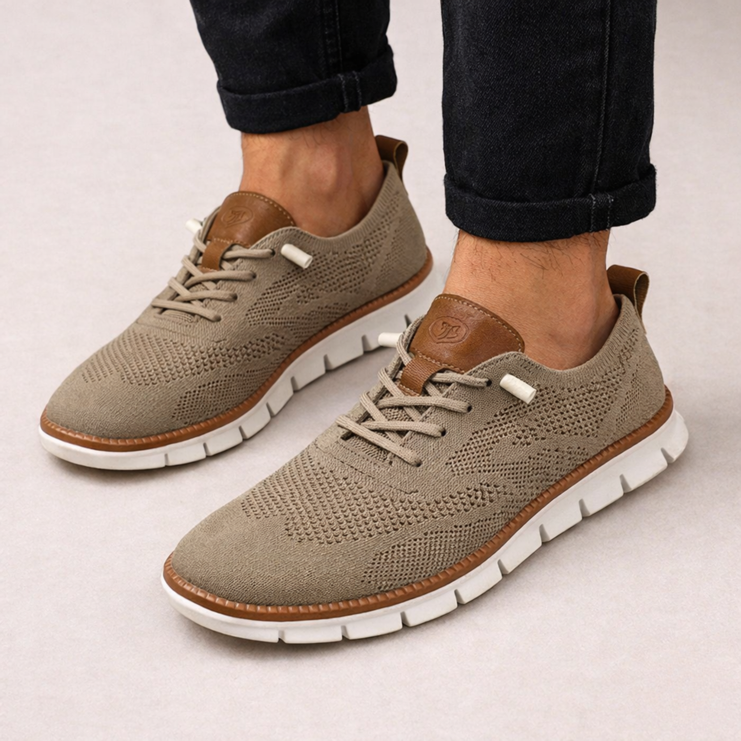 Herre Sneakers Med Perforeret Strik Og Snørelukning – Moderne Hverdagssko Til Fritid, Gåture Og Afslappede Outfits