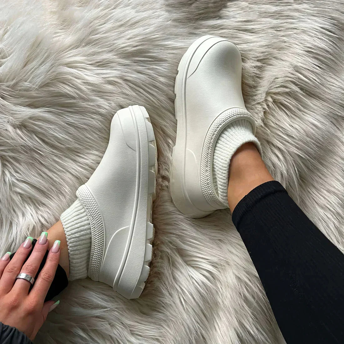 Încălțăminte slip-on de damă, căptușită cu fleece, cu guler elastic striat și talpă antiderapantă – încălțăminte călduroasă de zi cu zi pentru toamnă, iarnă și timp liber