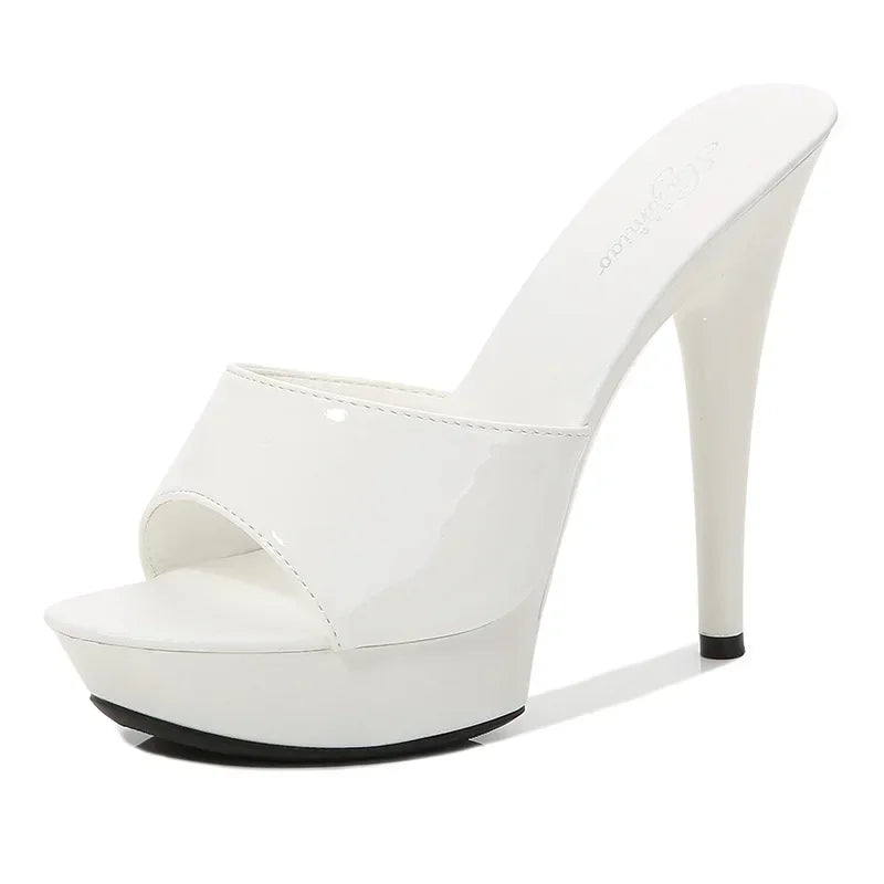 Dame Mule-sandaler Med Platform Og Laklook – Elegante Stilettohæle Med Åben Tå Til Aftenfester Og Festlige Anledninger