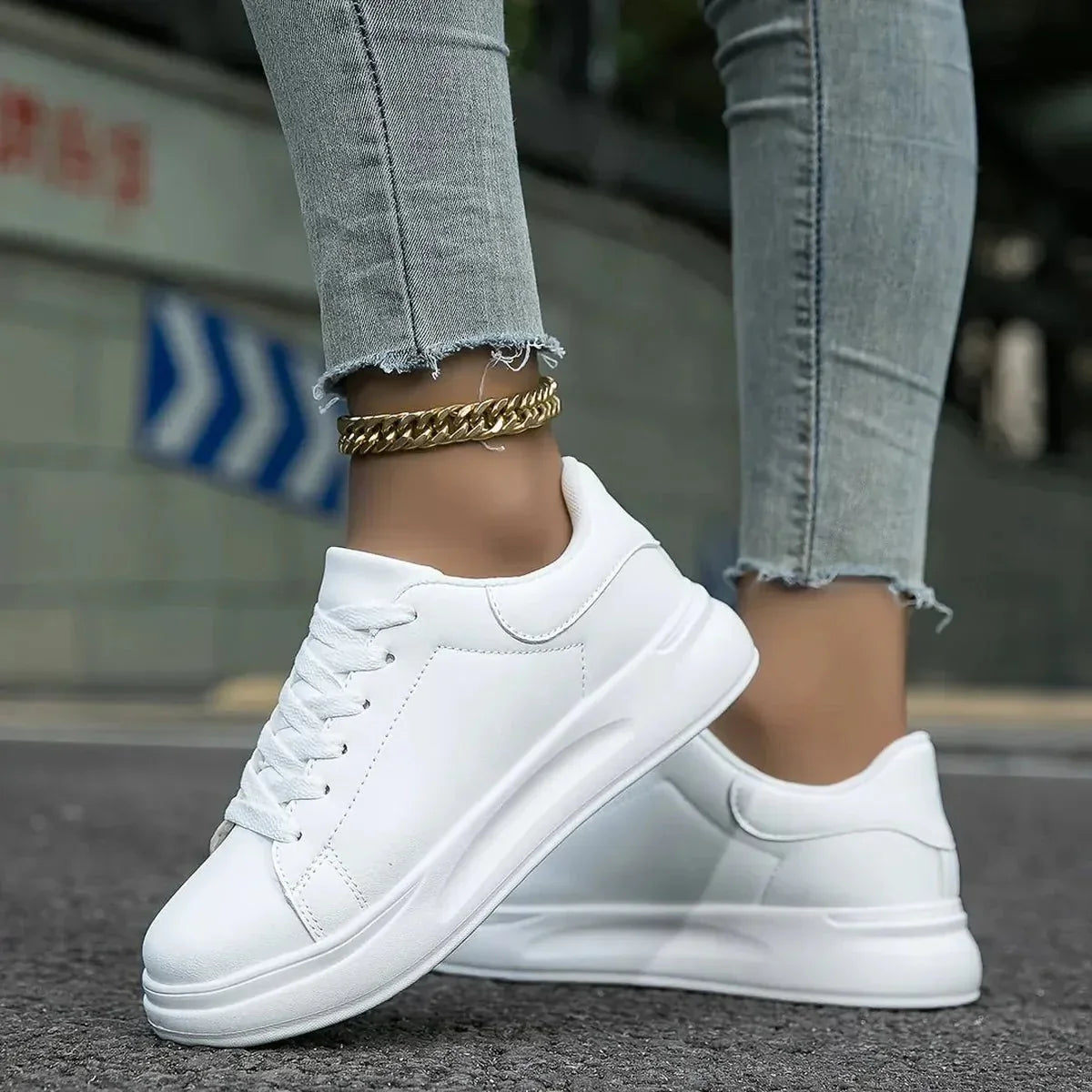 Dame Sneakers Med Platformsål Og Minimalistisk Snøredesign – Moderne Hverdagssko Til Bybrug, Fritid Og Smart Casual Stil