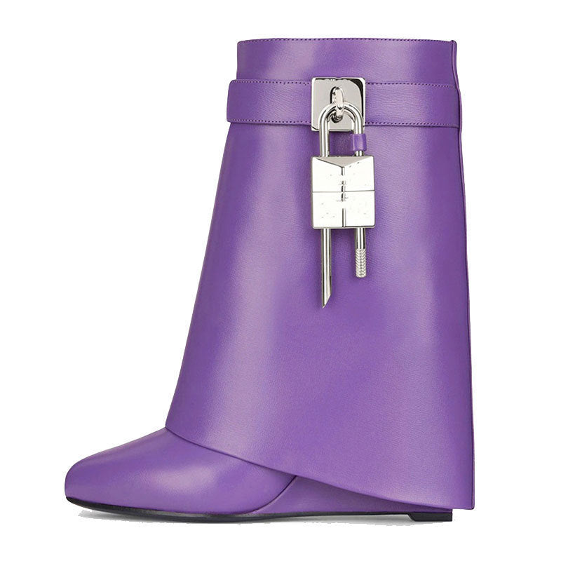 Women's round-toe ankle boots with angled heels and zippers - elegant short boots with a leather look for everyday wear and stylish outfits