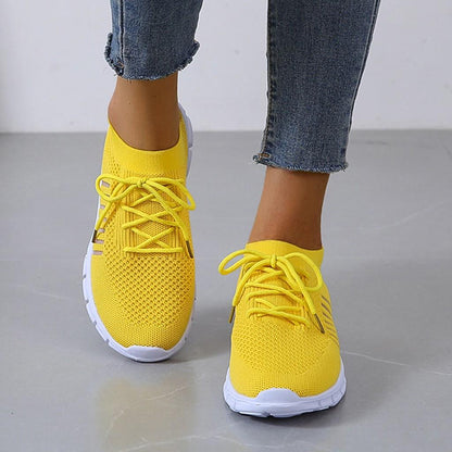Women's Lightweight Knit Sneakers with Laces and Breathable Design – Flexible Training Shoes with Segmented Soles for Everyday Wear, Fitness and Leisure