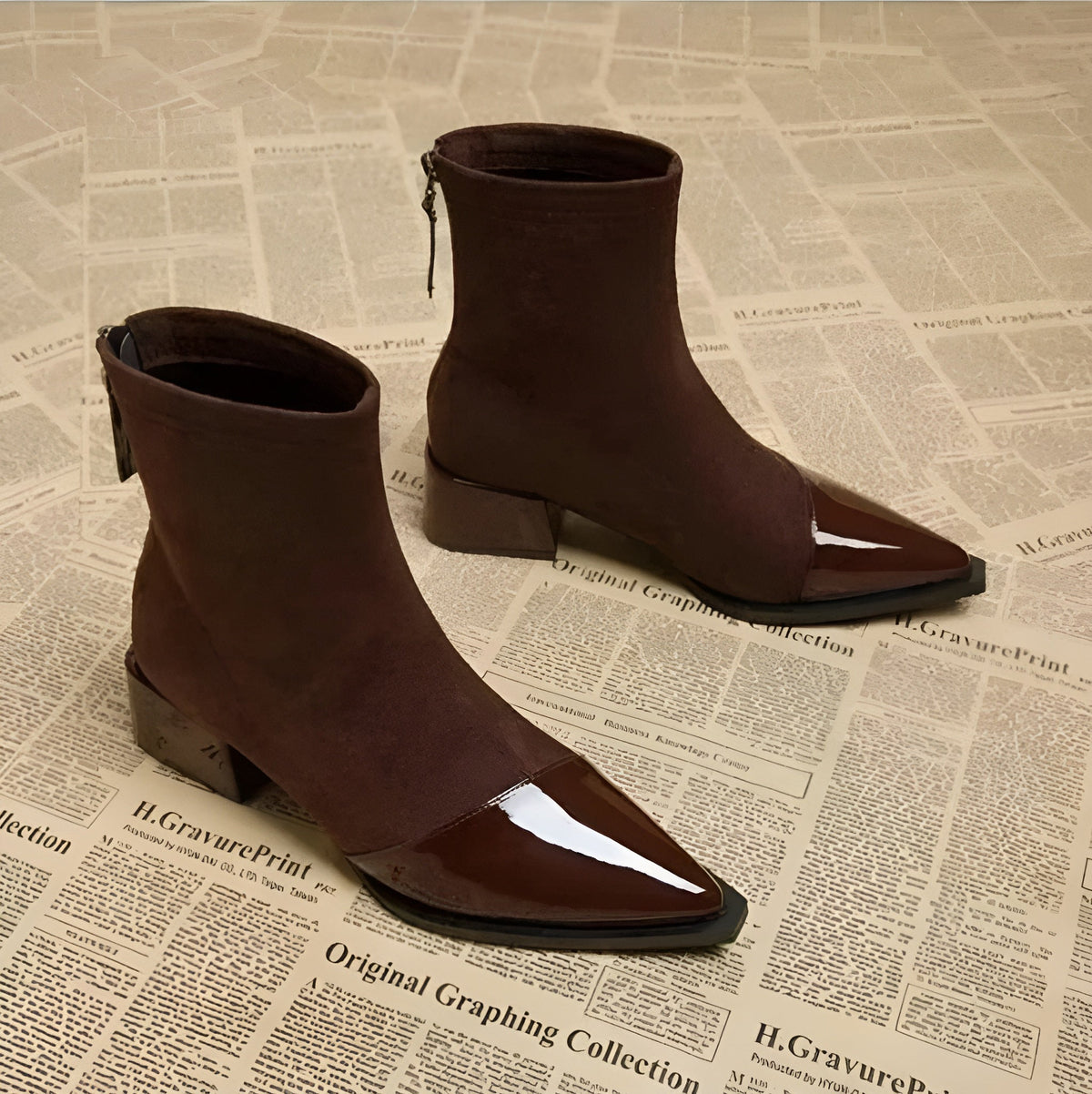 Cizme de gleznă pentru femei, cu vârf ascuțit și toc bloc – Design elegant cu detalii lucioase pentru birou, petreceri, purtare zilnică și stil smart casual
