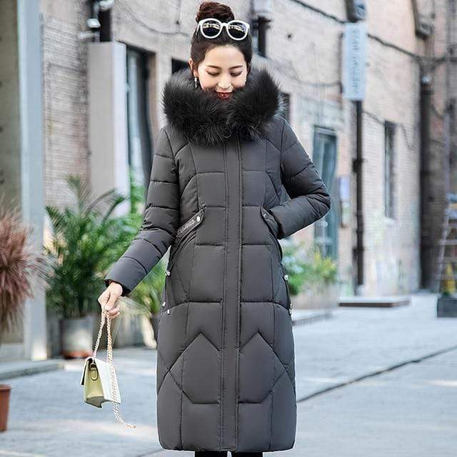 Women's puffer coat with faux fur collar - warm winter outerwear for cold days, everyday wear, leisure, and outdoor use