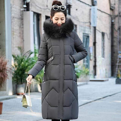 Women's puffer coat with faux fur collar - warm winter outerwear for cold days, everyday wear, leisure, and outdoor use
