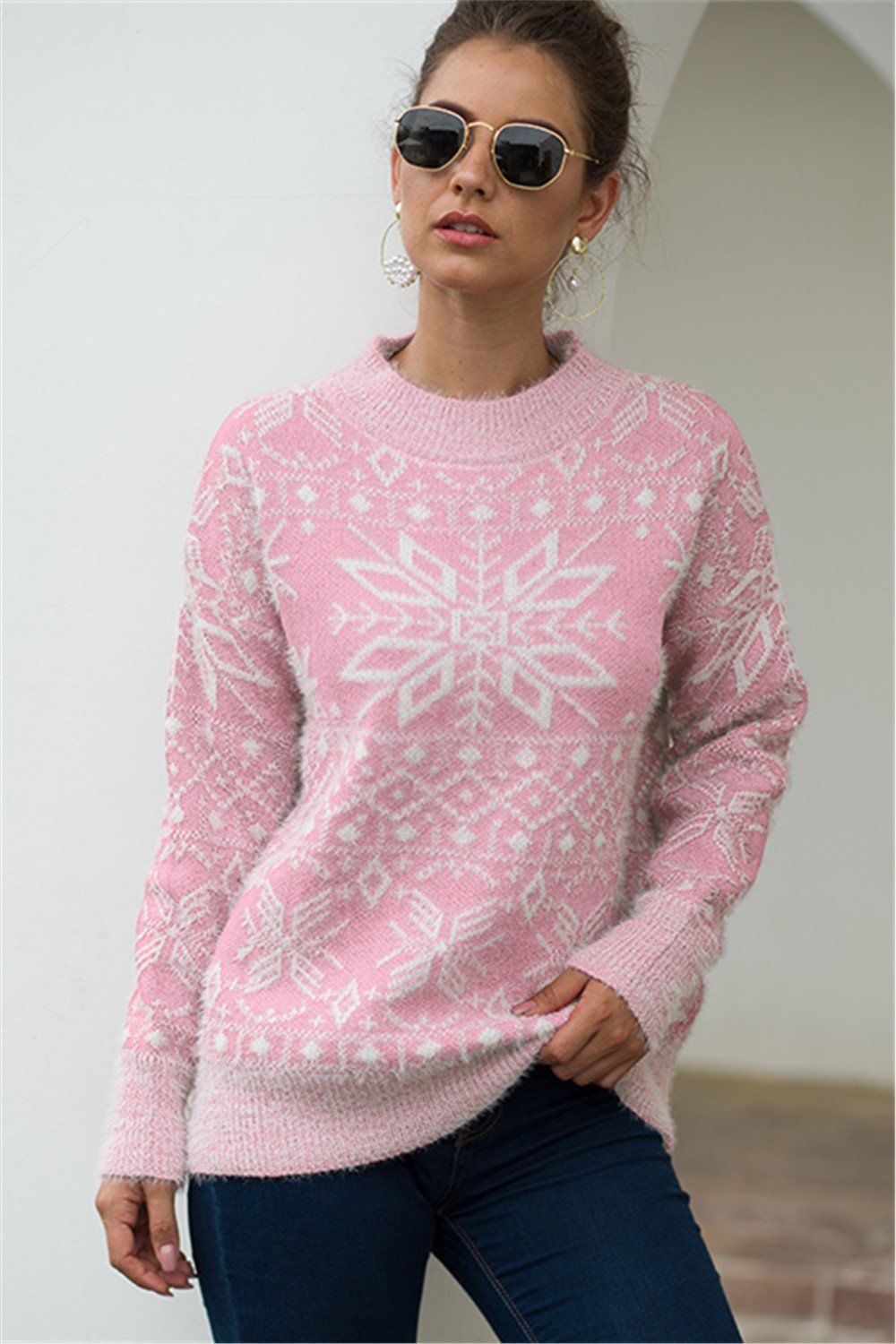 Dame Nordisk Striksweater Med Snefnugmønster Og Rund Hals – Varm Vinterpullover Til Kolde Dage, Hverdagsbrug Og Festlig Stil