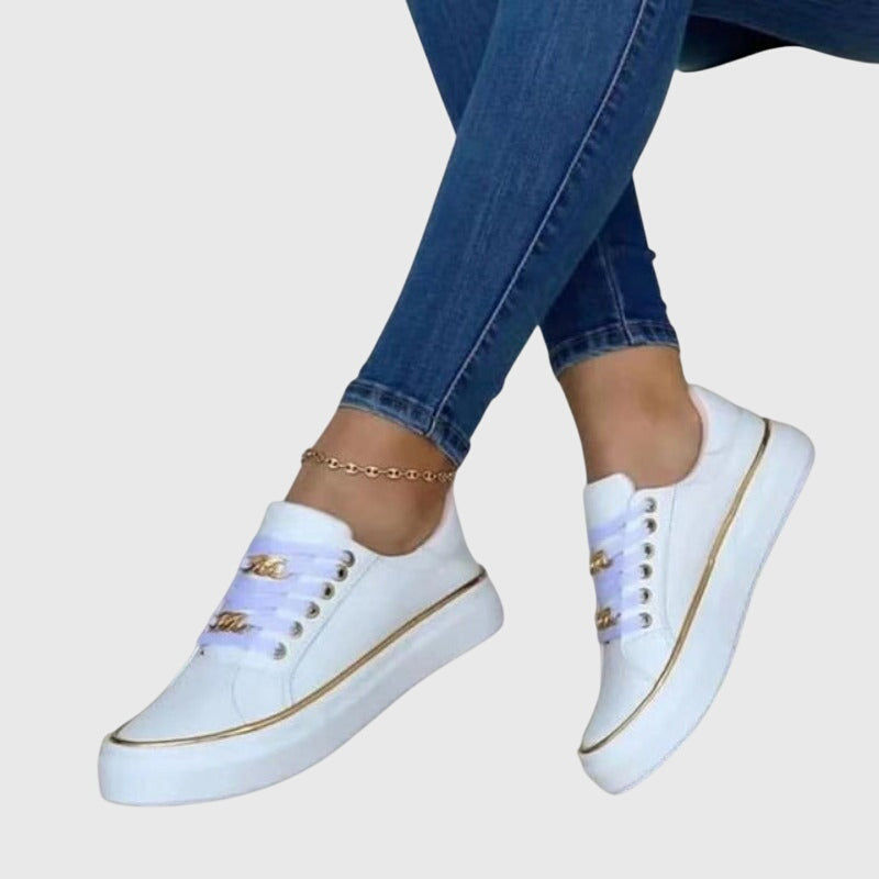 Dame Fløjlssneakers Med Platform – Dekorative Snørede Sneakers Til Forårets Byoutfits