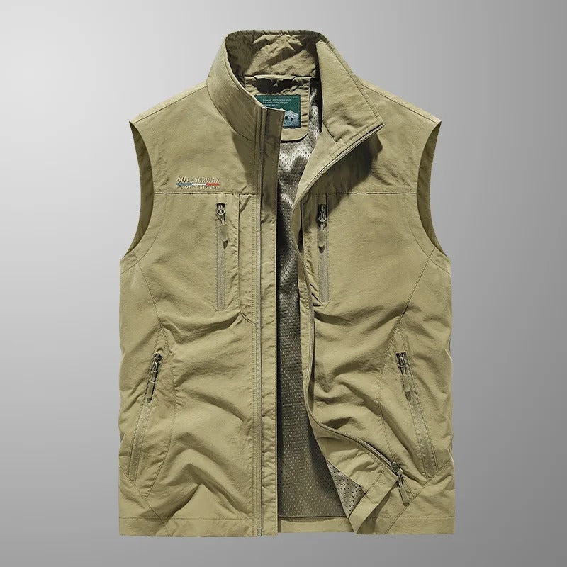 Men's quilted vest with zip closure and high collar – practical transitional jacket for outdoor use, everyday wear, and leisure