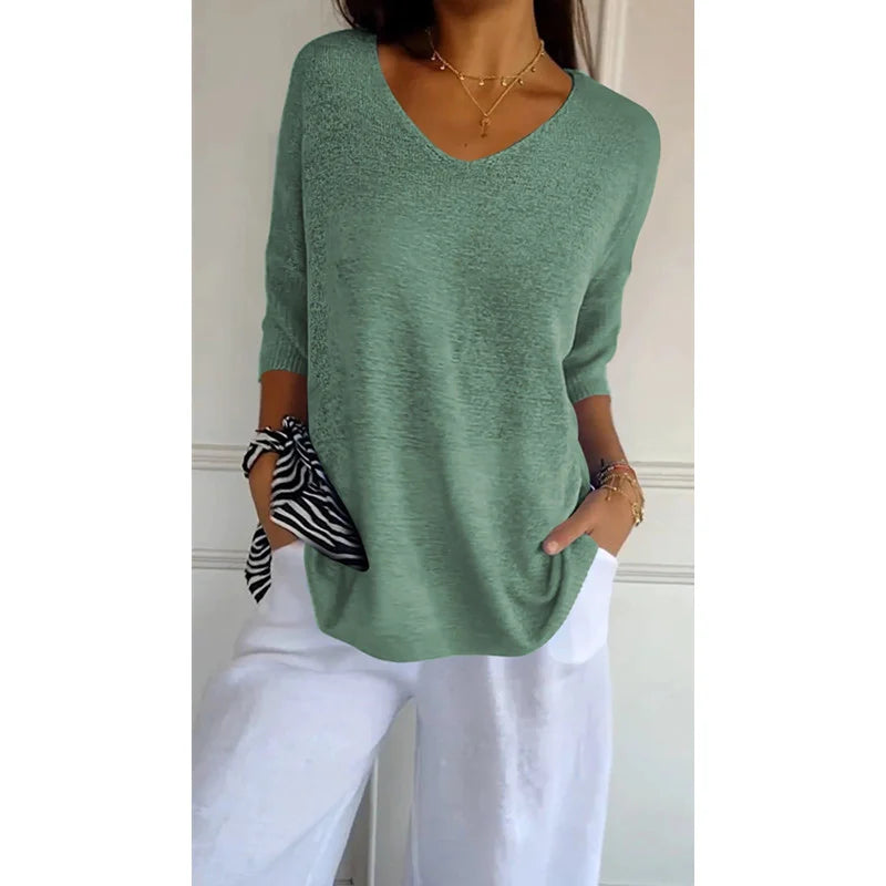 Women's Loose-Fit V-Neck Knit Top – Lightweight and Long Knitwear for Everyday Wear, Leisure and Smart Casual Style
