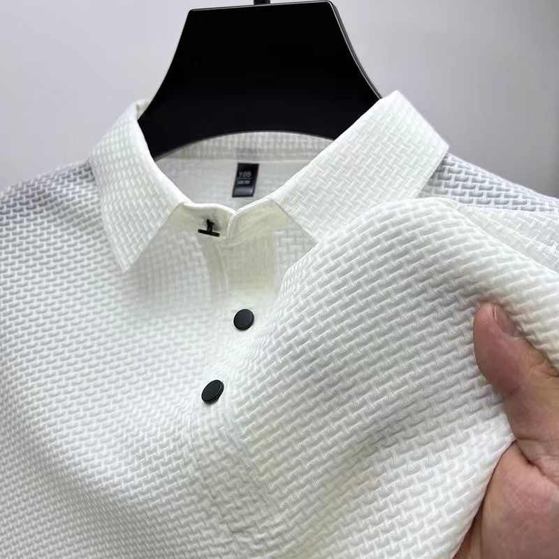 Polo de manga corta para hombre con tejido ligeramente texturizado – Prenda versátil para el día a día informal y el golf