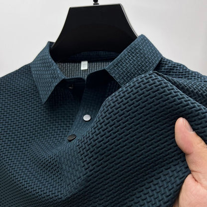 Polo de manga corta para hombre con tejido ligeramente texturizado – Prenda versátil para el día a día informal y el golf