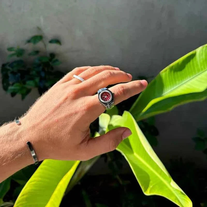 Anillo reloj de cuarzo ajustable para hombre de metal pulido - Esfera compacta para el día y la noche