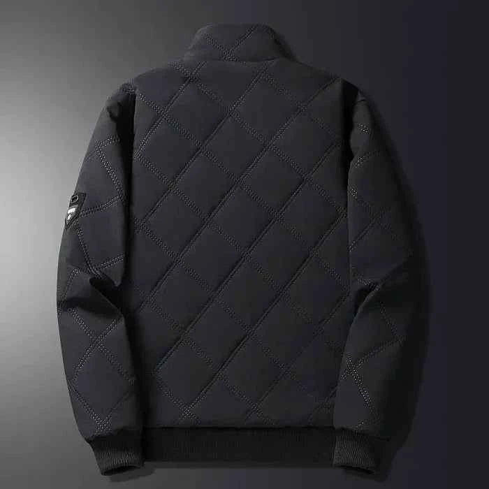 Men's quilted fleece-lined outdoor jacket with a wind-resistant zip closure and secure pockets – warm outerwear for hiking, travel and outdoor activities