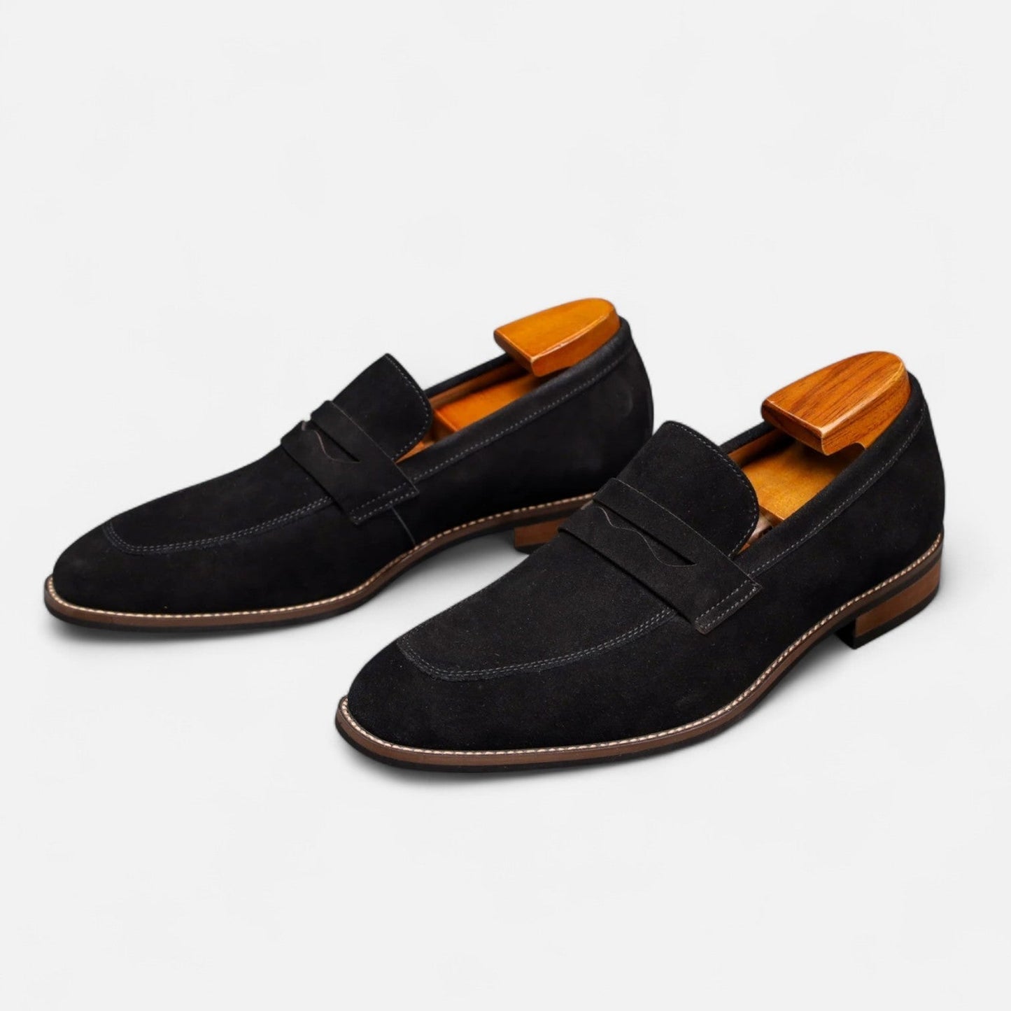 Herre Penny Loafers i Ruskind – Elegante Slip-On Sko til Forretning og Aftenbrug