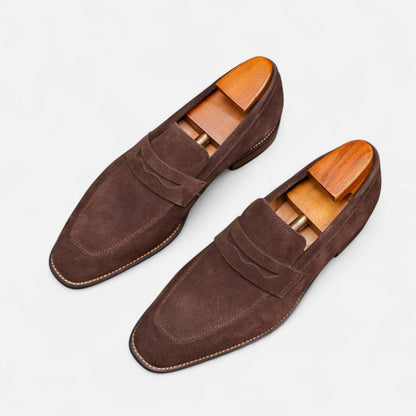Herre Penny Loafers i Ruskind – Elegante Slip-On Sko til Forretning og Aftenbrug