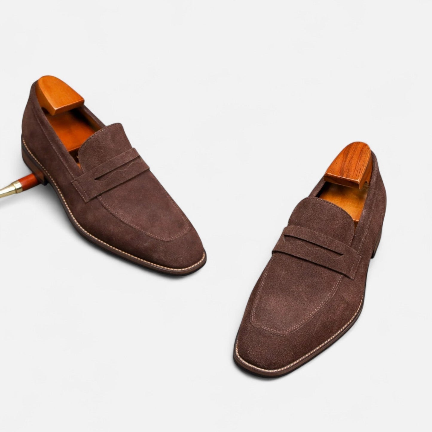 Herre Penny Loafers i Ruskind – Elegante Slip-On Sko til Forretning og Aftenbrug