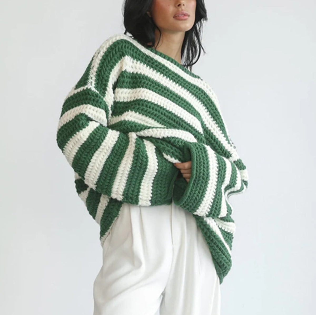 Women's oversized striped sweater with textured knit - long-sleeved sweater with a loose fit for fall and winter