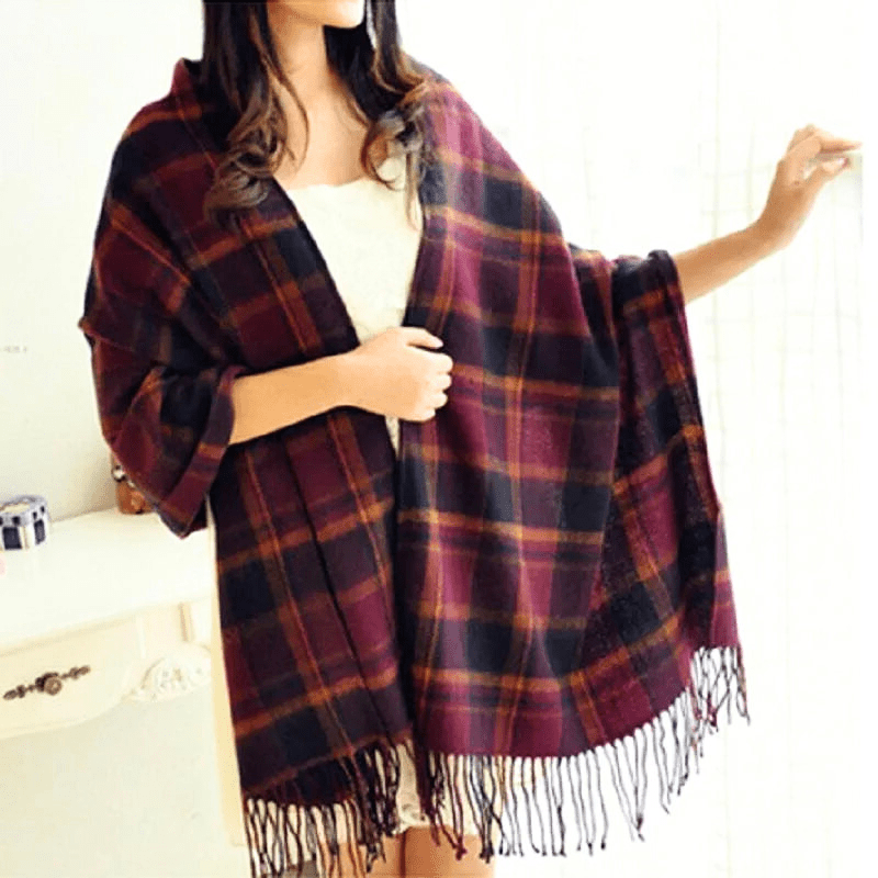 Women's Cashmere Wrap Scarf – Soft Fringed Layer for Autumn and Winter