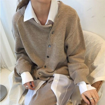 Women's Knitted Button-Front Cardigan in a Cashmere Blend – Soft Long-Sleeved Sweater for Work, Casual Everyday Wear, and Layering