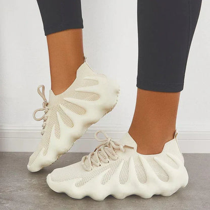 Zapatillas de malla para mujer con suela escultural y cordones – Calzado informal, transpirable y moderno para el día a día con comodidad