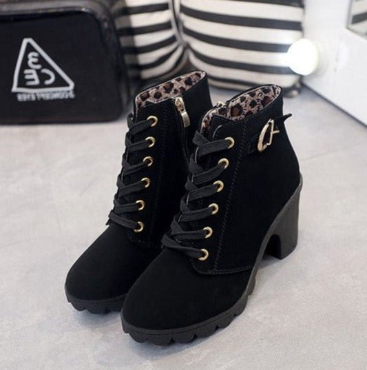 Botine din piele întoarsă pentru femei, cu șireturi, toc gros, talpă cu platformă și ocheți metalici aurii – botine elegante cu fermoar lateral pentru purtare zilnică și ținute de sezon