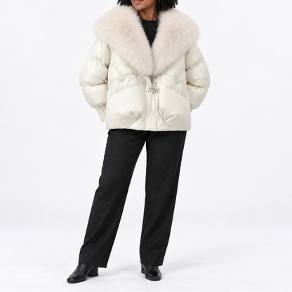 Women's short quilted winter jacket with faux fur collar and balloon sleeves - Elegant jacket for cold fall and winter days, and smart casual layered styling