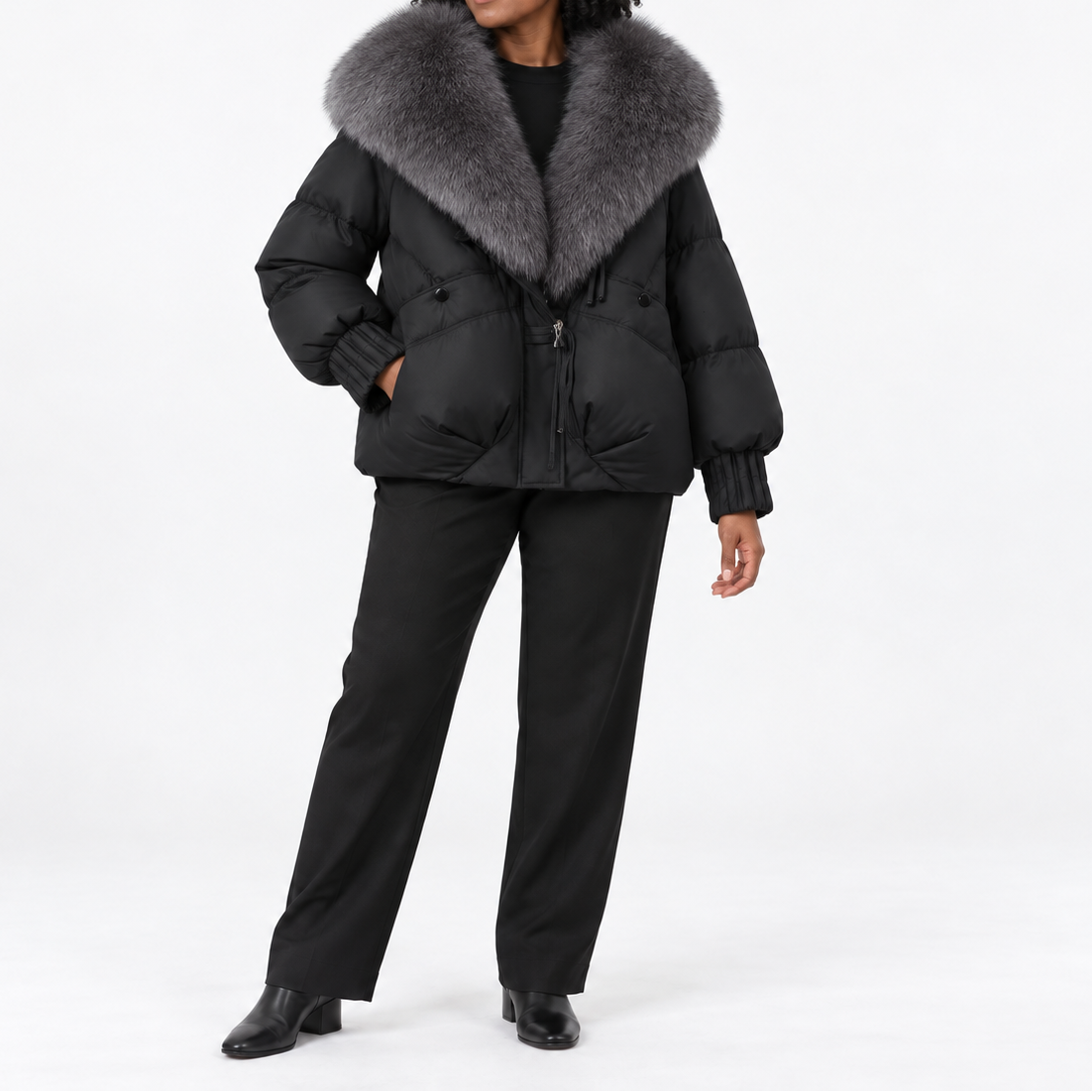 Women's short quilted winter jacket with faux fur collar and balloon sleeves - Elegant jacket for cold fall and winter days, and smart casual layered styling