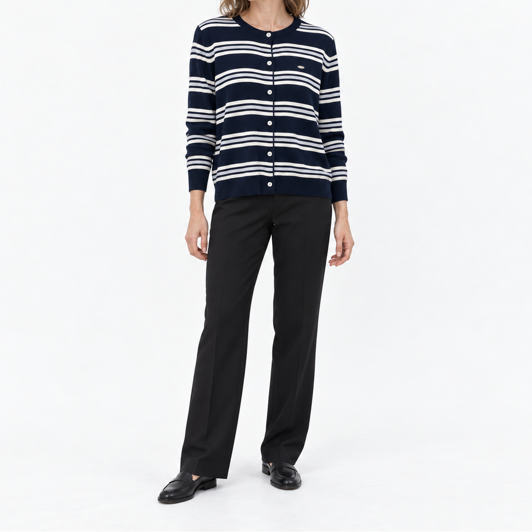 Women's Striped Knitted Cardigan with Round Neck and Button Closure – Versatile Knitwear for Stylish Everyday Wear and Smart-Casual Style