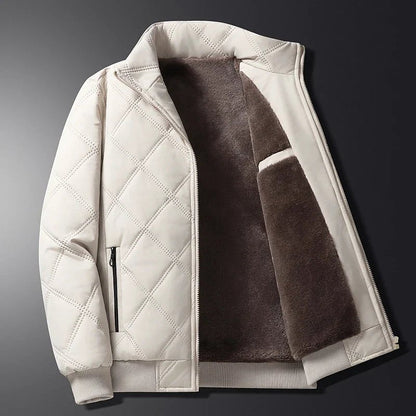 Men's diamond-quilted winter jacket with fleece lining, zip closure and stand collar – warm outerwear with secure pockets for cold days, everyday wear and outdoor activities